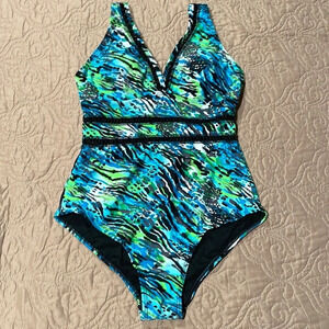 NWOT One Piece Swimsuit